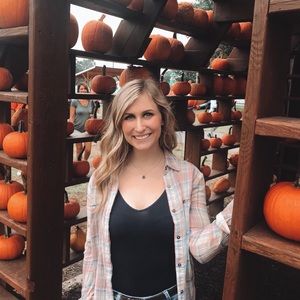 Meet your Posher, Valerie